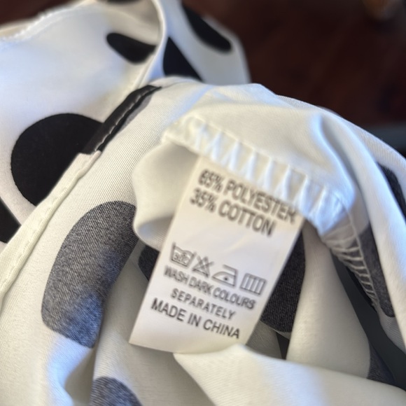 Unbranded | Polka dot blouse with ruffled sleeves - Picture 6 of 10